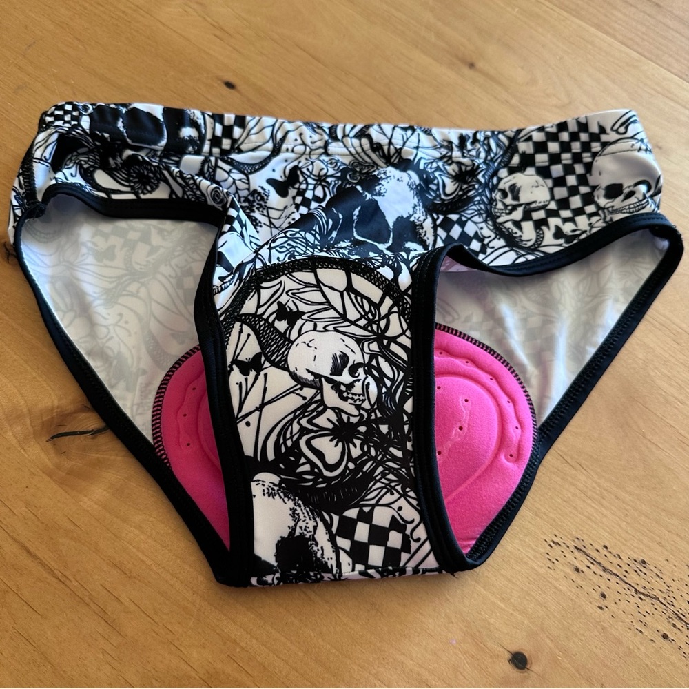 Meikroo Skull padded cycling underwear, for under shorts or skirts. XXL